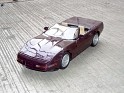 1:18 Maisto Chevrolet Corvette Convertible 1992 Morado